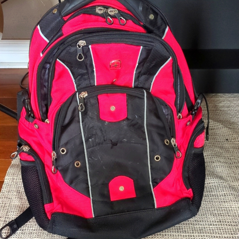 SwissGear Heavy Duty Backpack